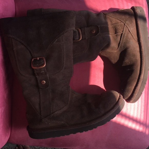 Espresso Big Girls Cargo Uggs With Pocket Size 4 - Picture 3 of 8